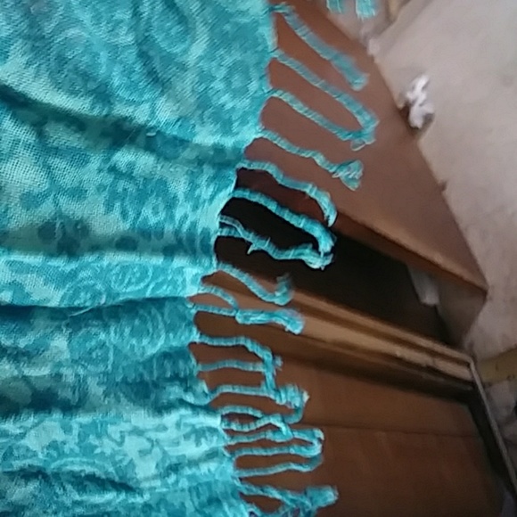 Scarf - Picture 2 of 2